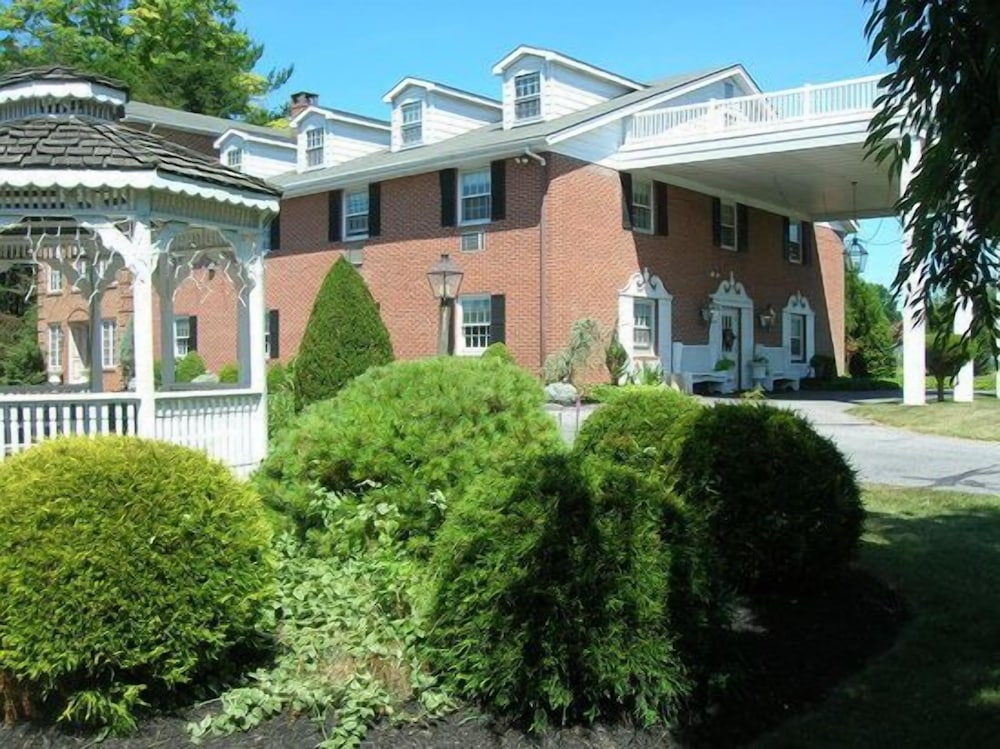 Smoketown Inn - featured photo