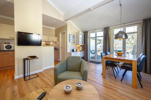 Villa Seerose Apt 20 Seestern — 4-Star Luxury Hotel in Ostseebad Sellin, Germany