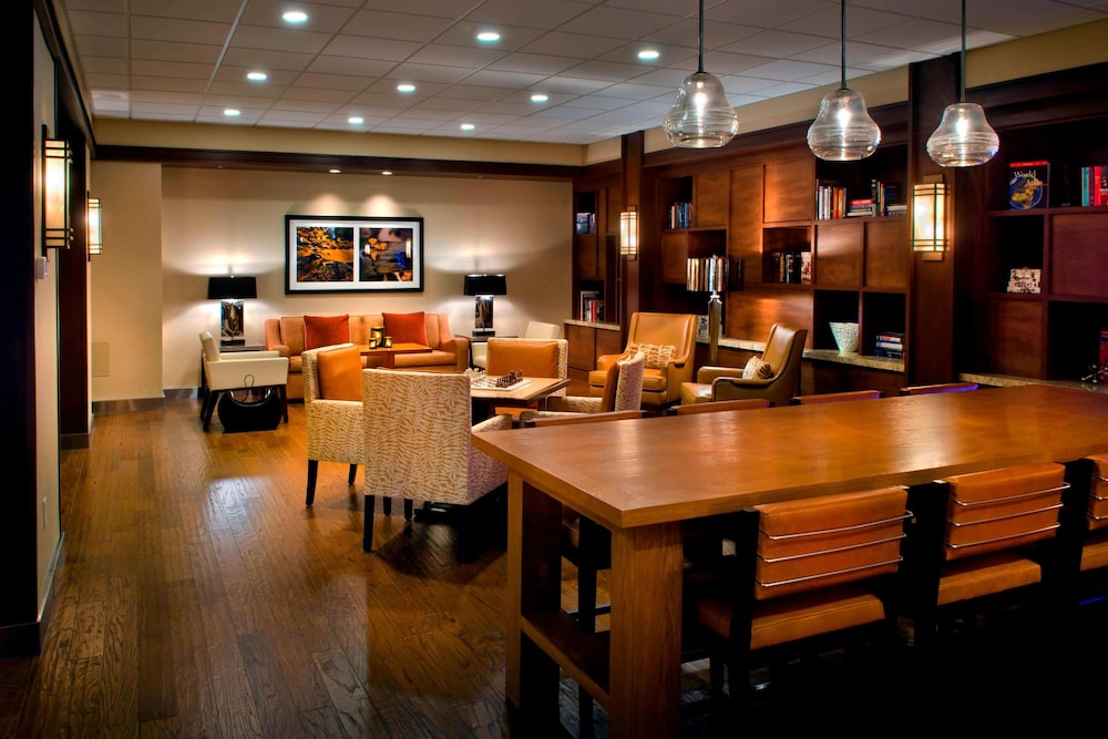Trumbull Marriott Shelton - last minute hotel in Trumbull