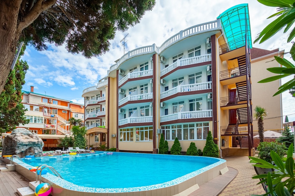 Kiparis Hotel — hotel in Sochi
