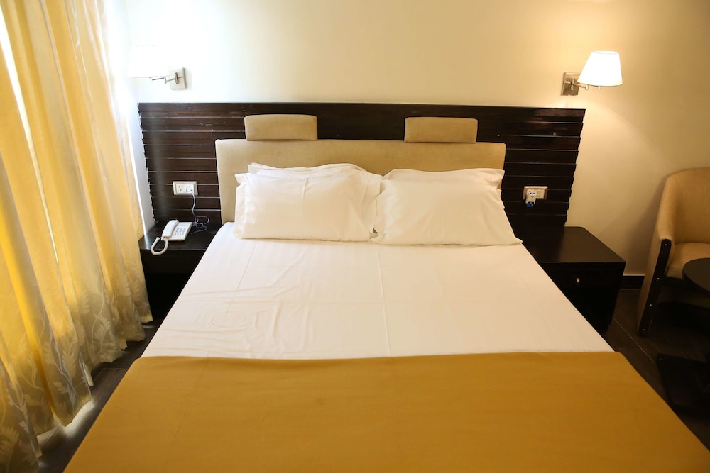 Hotel La Castle — Chennai — photo 3