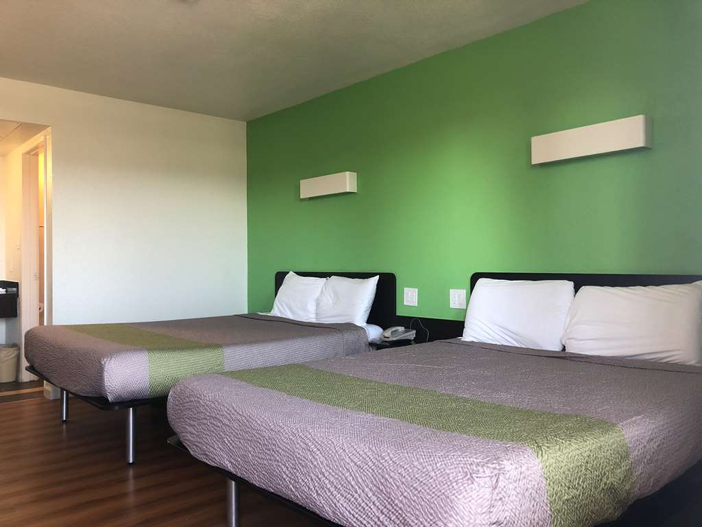 Motel 6 Barstow CA - photo 12