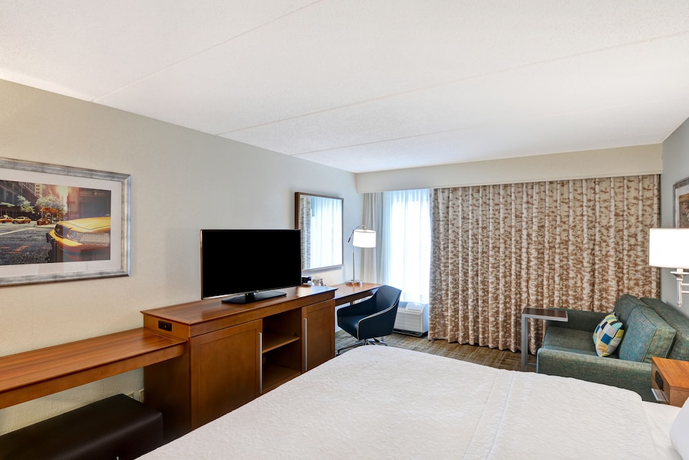 Hampton Inn Albany Wolf Road - photo 6