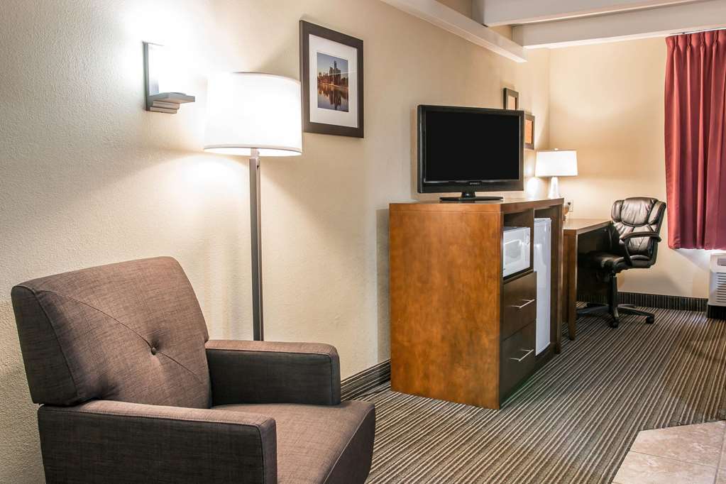 Country Inn & Suites By Radisson Battle Creek MI - photo 33