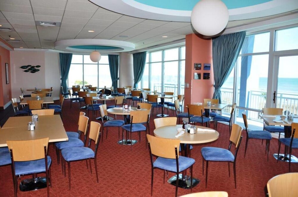 Prince Resort 803 2 Br condo by RedAwning in North Myrtle Beach, United States