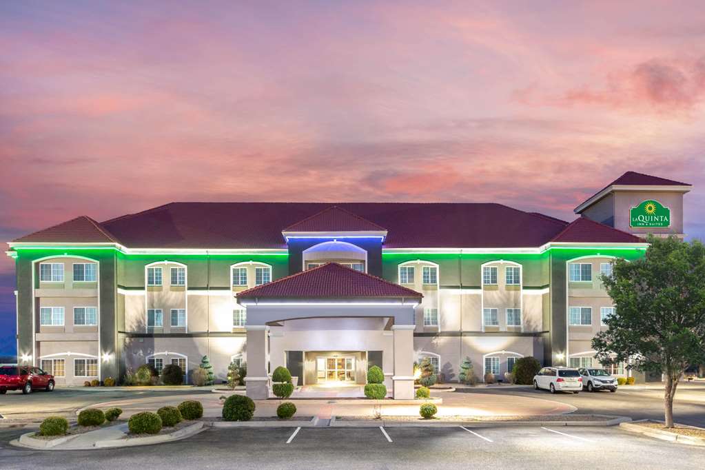 La Quinta Inn & Suites by Wyndham Tucumcari - photo 4