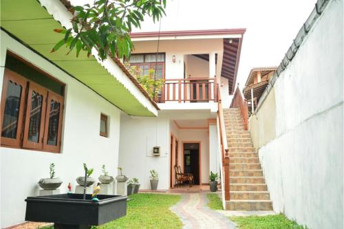 Tropical Garden - last minute hotel in Negombo