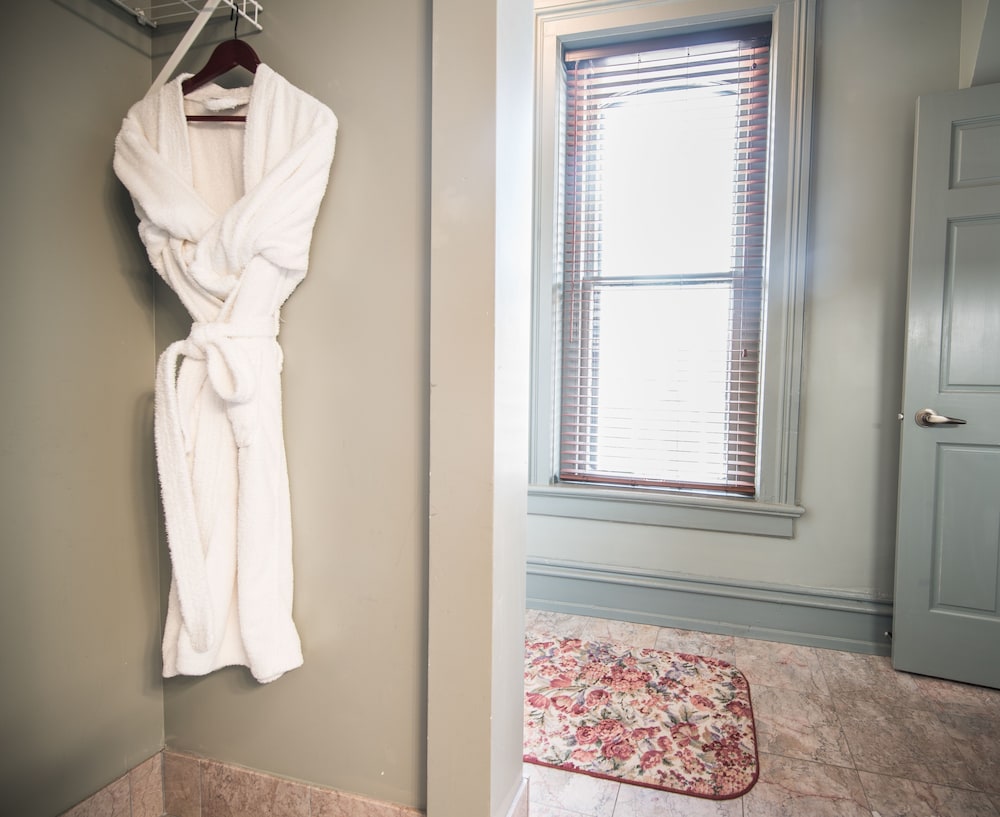 The Black Hawk Hotel - photo 41