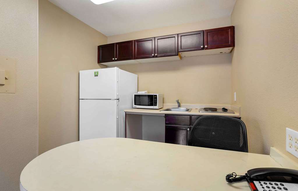 Extended Stay America Phoenix Chandler E. Chandler Blvd. - photo 36