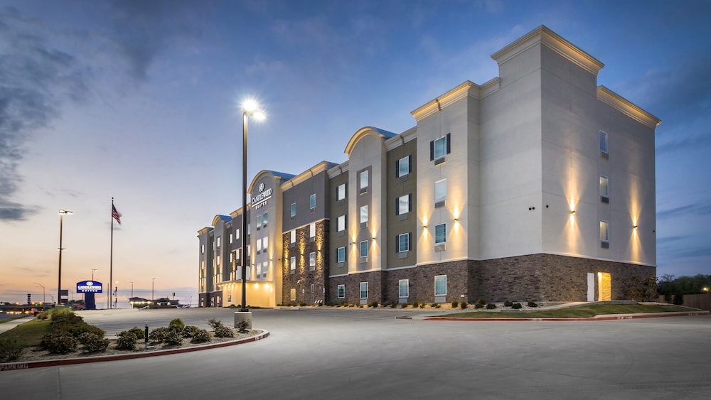 Candlewood Suites Waco by IHG - photo 51