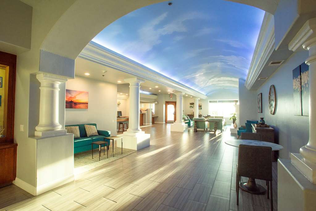 Tamarack Beach Resort Hotel - photo 10
