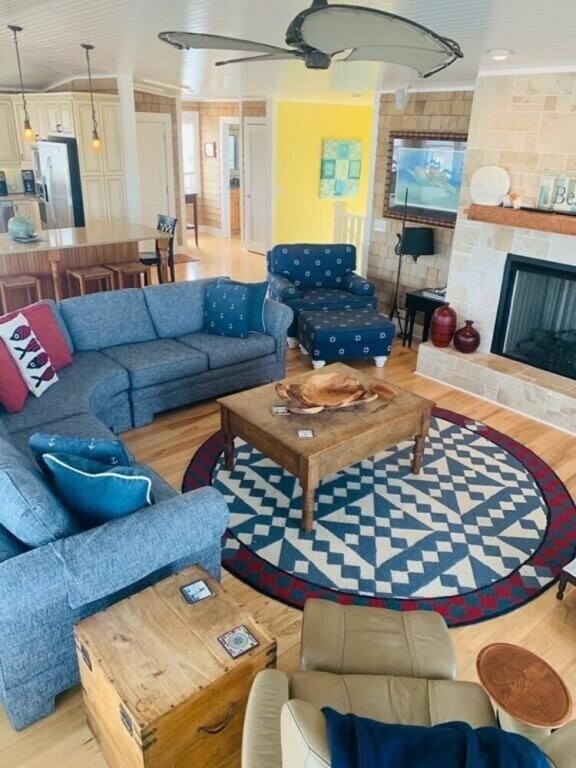 Shore Beats Workin' 5 Bedroom Home by RedAwning — 4-Star Luxury Hotel in Shallotte, United States