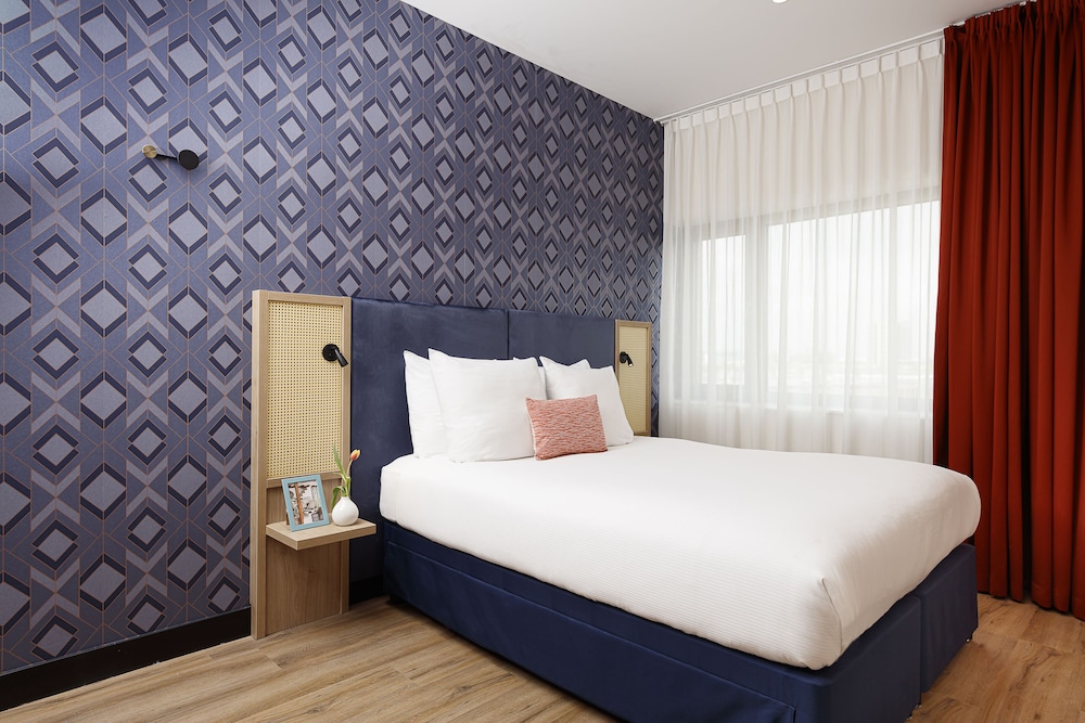 Citadines Sloterdijk Station Amsterdam — 4-Star Luxury Hotel in Amsterdam, Netherlands
