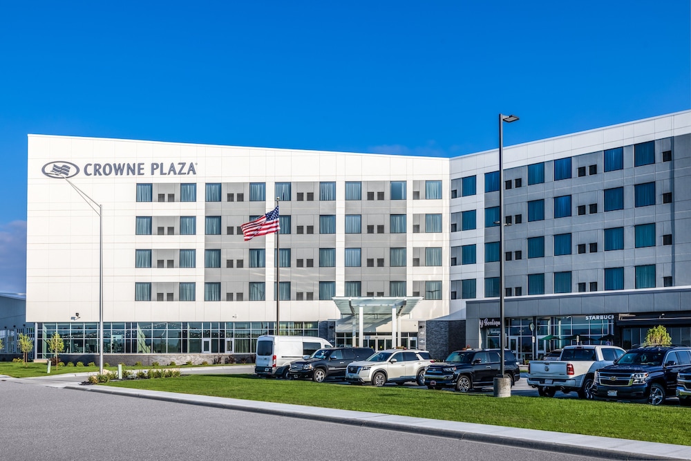 Crowne Plaza Kearney by IHG - photo 108