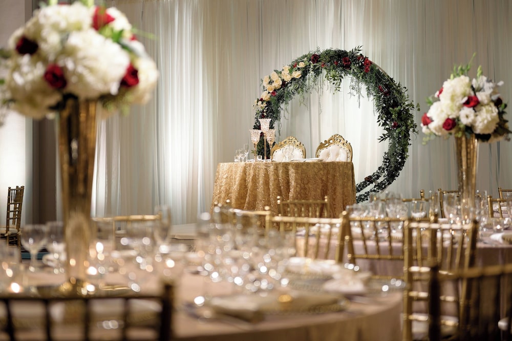 Sheraton Cerritos Hotel - photo 10