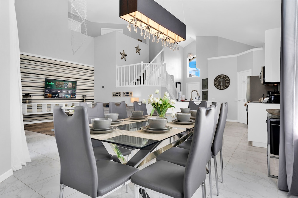 5Br Kissimmee Home W Pool & Game Room Fun — 4-Star Luxury Hotel in Kissimmee, United States