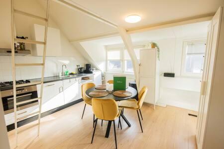 Peaceful 2 Bedroom Apartment TS307B — Eindhoven — photo 3