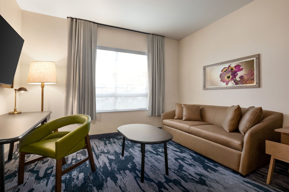 Fairfield Inn & Suites by Marriott Bonita Springs - photo 4