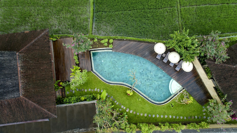 Kabinawa Ubud Villas by GenuineHost — 4-Star Luxury Hotel in Tegalalang, Indonesia