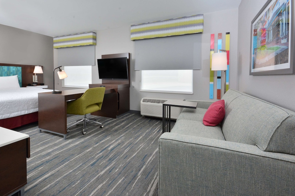 Hampton Inn & Suites by HIlton Charlotte North I 485 - photo 37