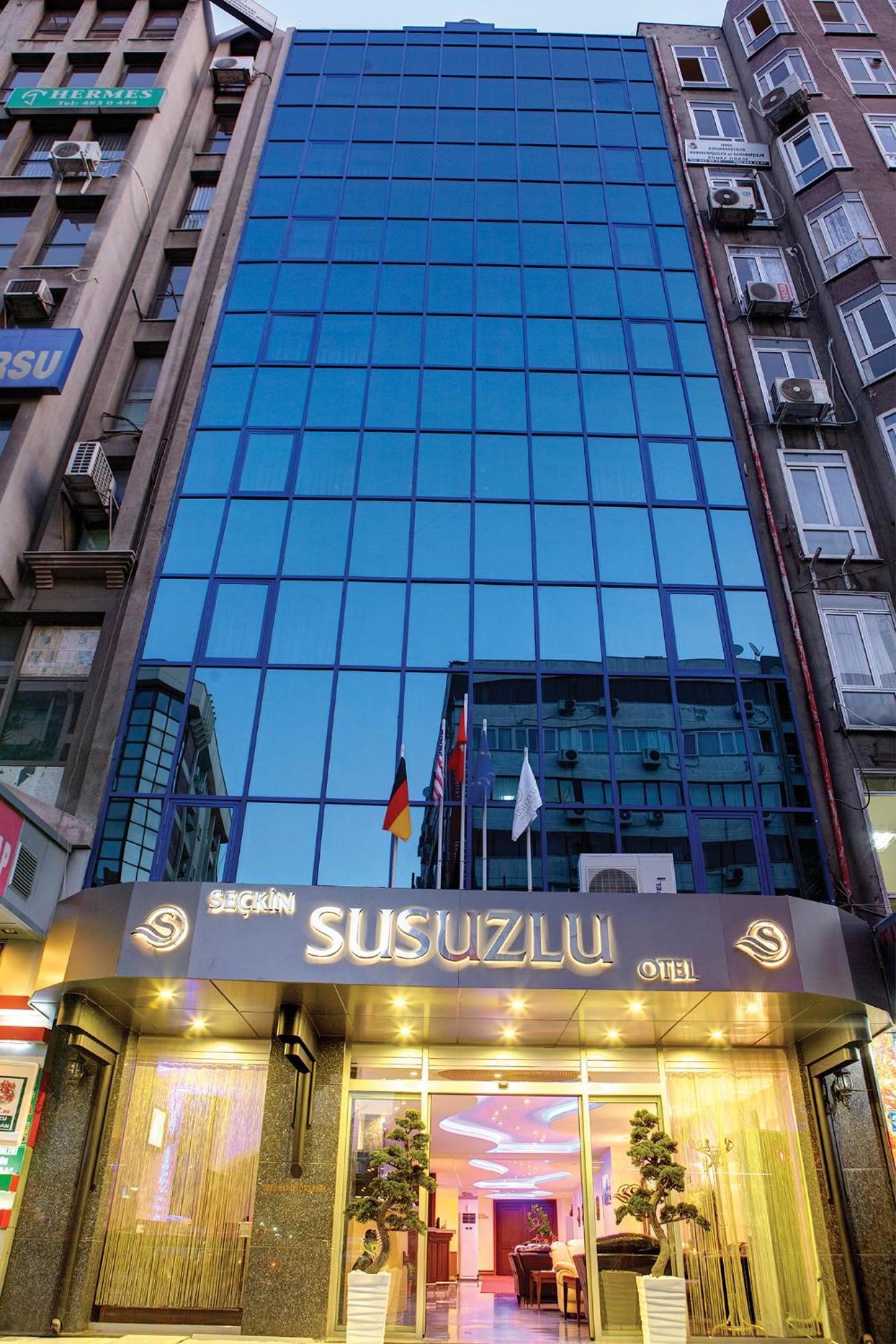 Susuzlu Seckin Hotel — Izmir