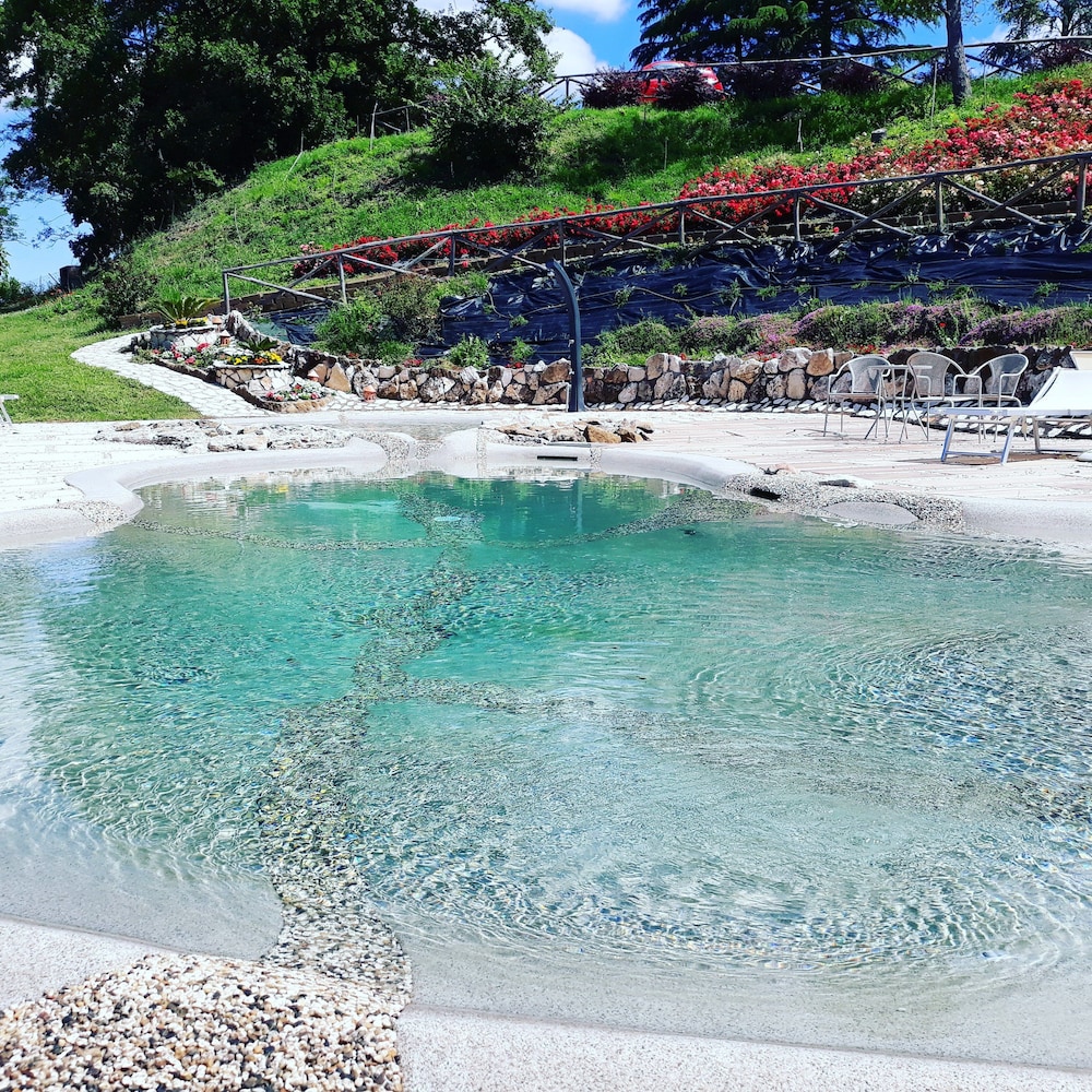 Angolo Di Paradiso — 4-Star Luxury Hotel in Formello, Italy