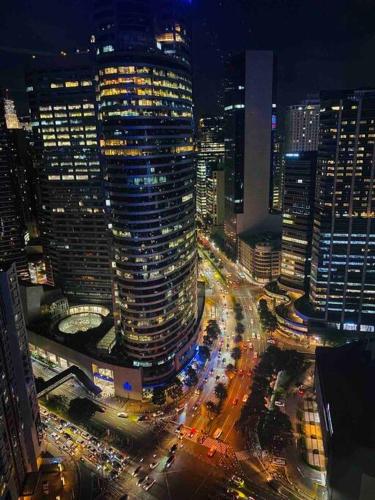 Air Residences Makati fully furnished condo with skyline views — 4-Star Luxury Hotel in Manila, Philippines