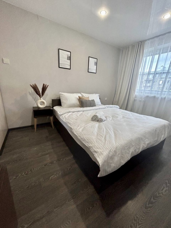 Uyutnaya 2 Komnatnaya Na Prospekte Druzhbi 36 Kvartira in Novokuznetsk, Russia