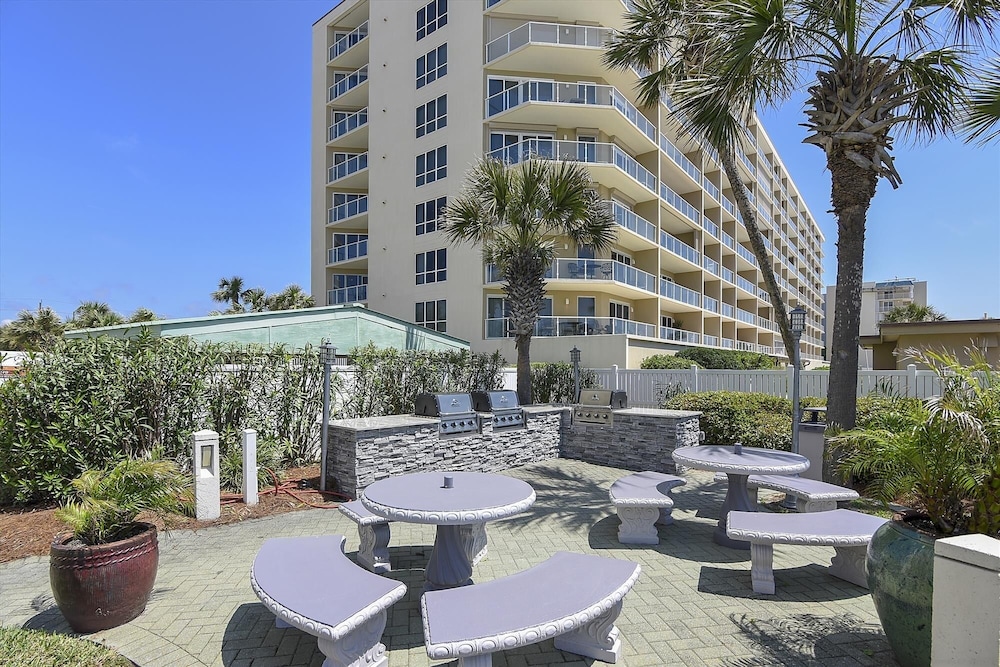 Silver Beach Towers 1905e 3 Bedroom Condo by RedAwning - photo 58