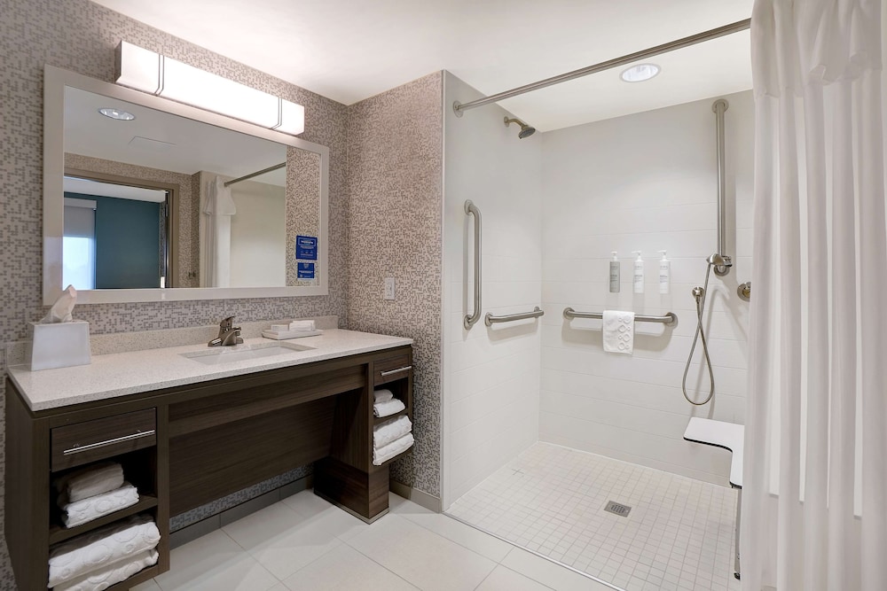 Home2 Suites by Hilton Lakewood Ranch - photo 24