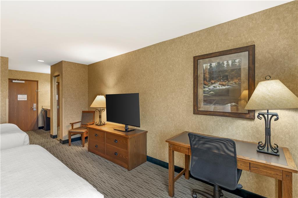 Best Western Plus Kelly Inn & Suites - photo 70