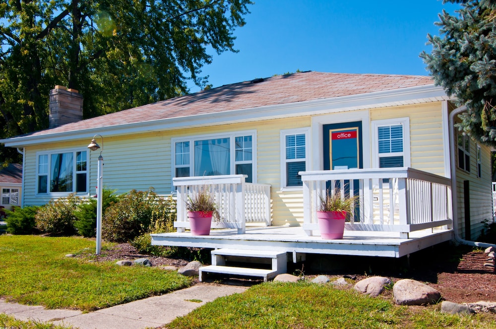 Blue Door Cottages - photo 30