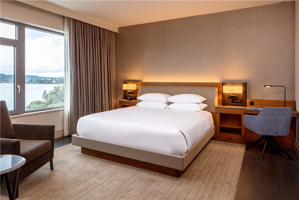 Hyatt Regency Lake Washington at Seattle s Southport - photo 31