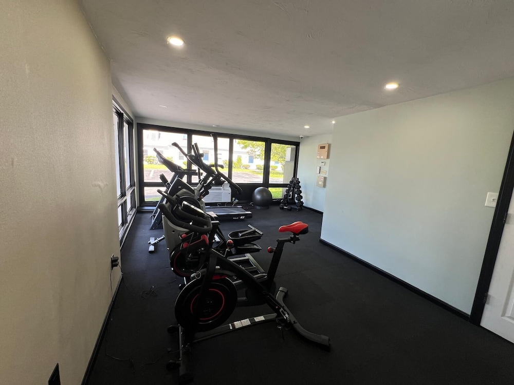 Harborside Suites - photo 30