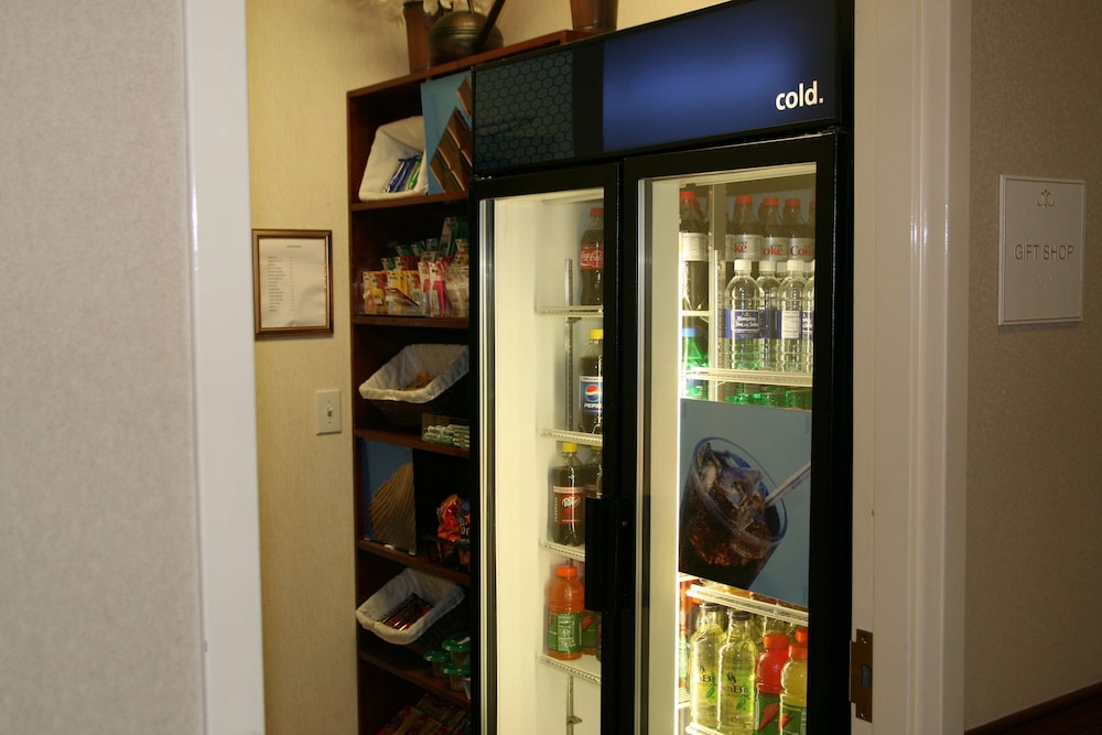 Hampton Inn & Suites Atlanta Galleria - photo 40