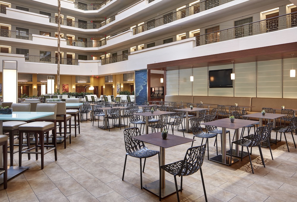 Embassy Suites by Hilton San Diego La Jolla - photo 34