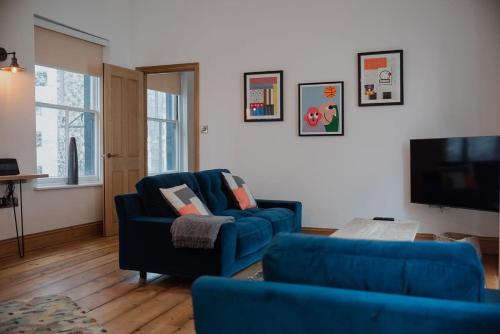 Spacious Norwich Lanes Apartment with Roof Terrace — 4-Star Luxury Hotel in Norwich, United Kingdom