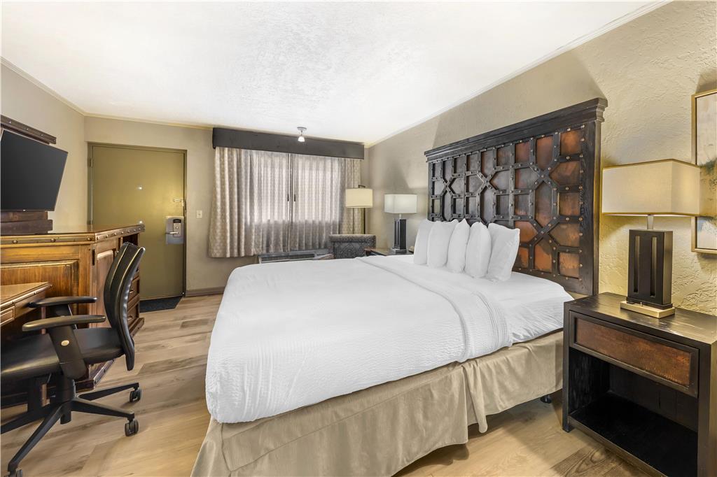 Best Western Plus Weatherford - photo 22