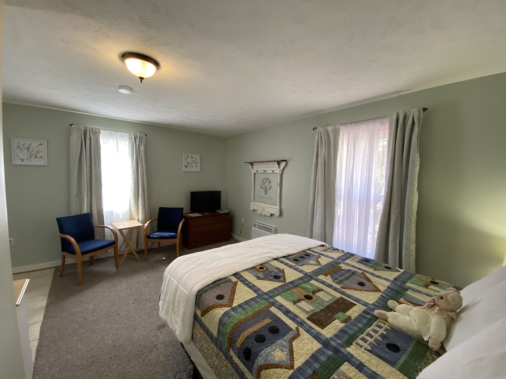 The Dancing Bear Inn - photo 21
