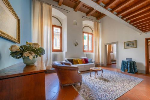 Firenze Rentals Dodi Duomo — 4-Star Luxury Hotel in Florence, Italy