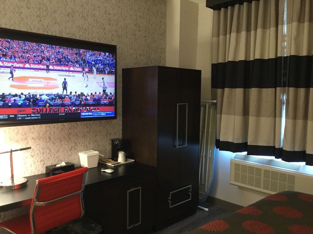 Ramada by Wyndham Bronx Terminal - photo 6