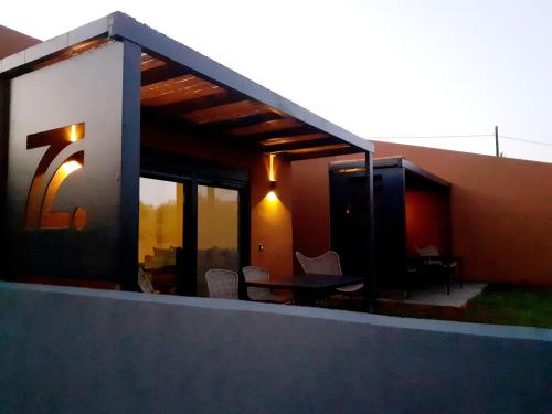 The Zen Point Detox Suites — hotel in Gargalianoi