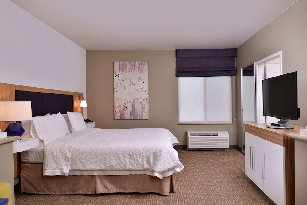 Hampton Inn & Suites Woodland Sacramento Area - photo 16