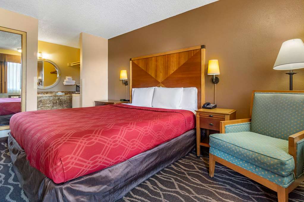 Econo Lodge Ellensburg Near University - photo 21