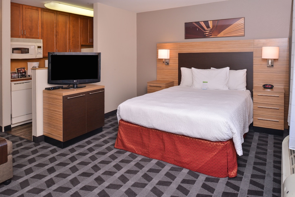 TownePlace Suites by Marriott Ontario Airport - photo 5