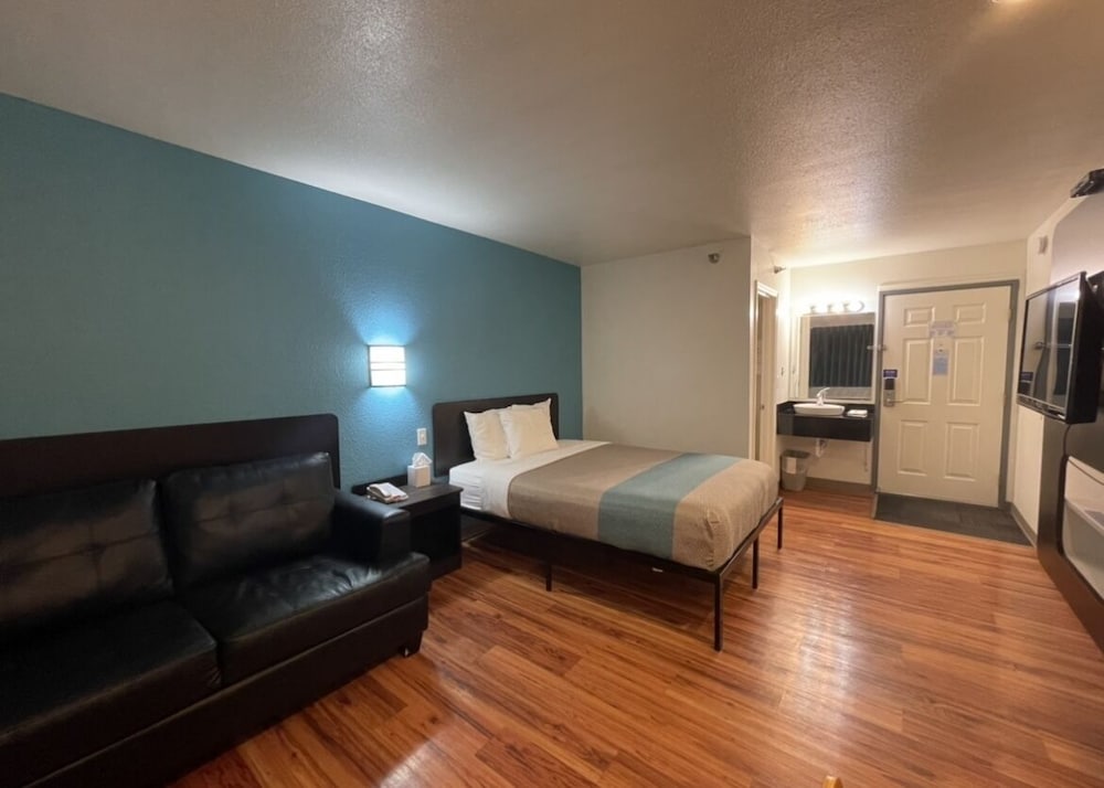 Motel 6 Rigby ID - photo 8