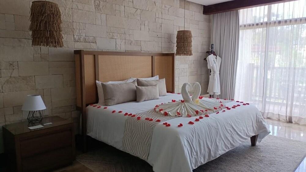 Hotel Mundo Maya Calakmul