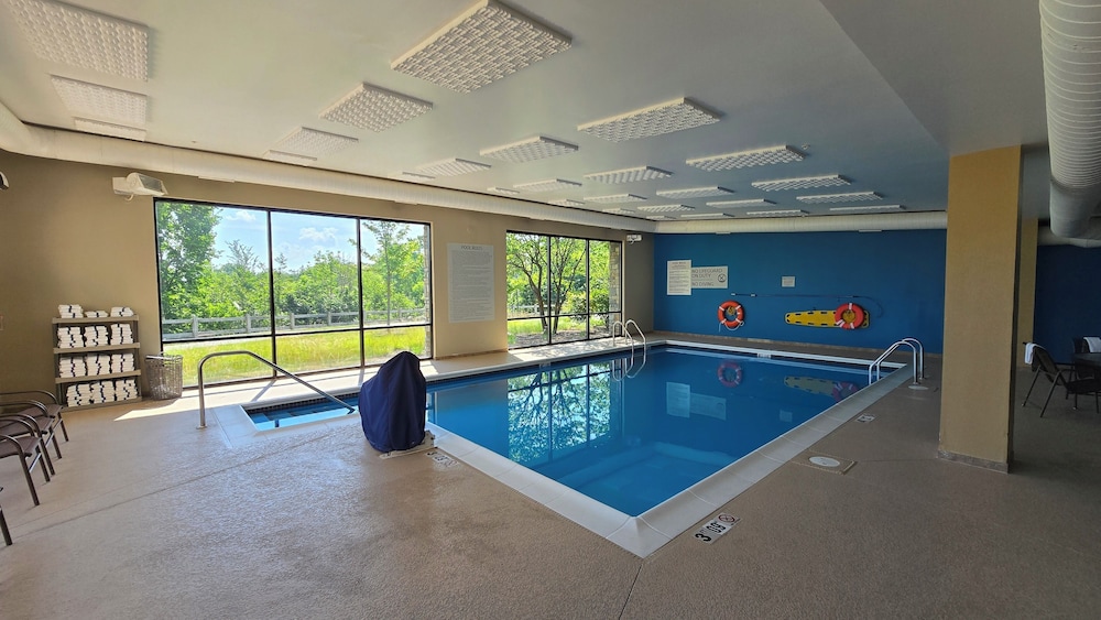 Hampton Inn & Suites Chicago Deer Park - photo 47