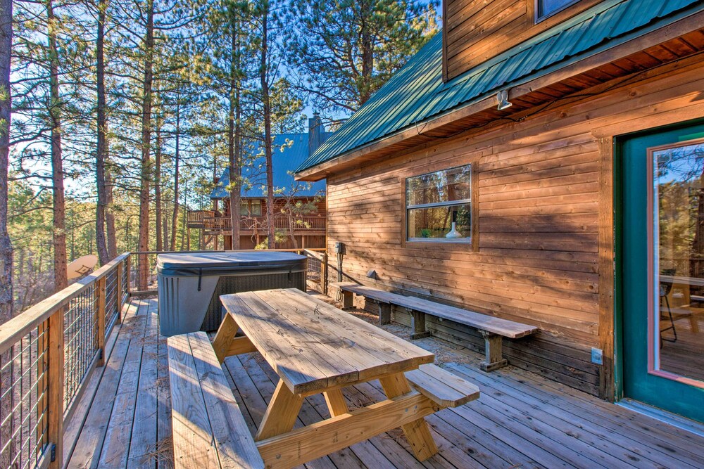 Family Cabin with Hot Tub 1 Mi to Angel Fire Resort - photo 14