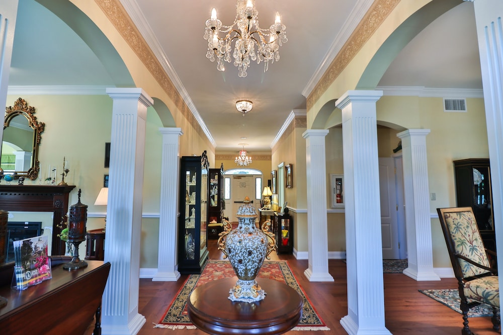 The Cypress Inn Bed & Breakfast - photo 91